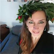 Insegnante per aiuto compiti, redazione tesi, latino, tutor privato